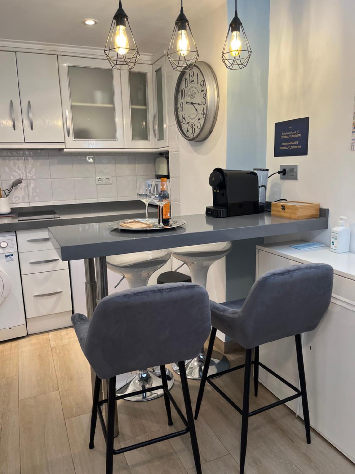 Fantastico Apartamento Suite En Centro De Гранада Екстер'єр фото