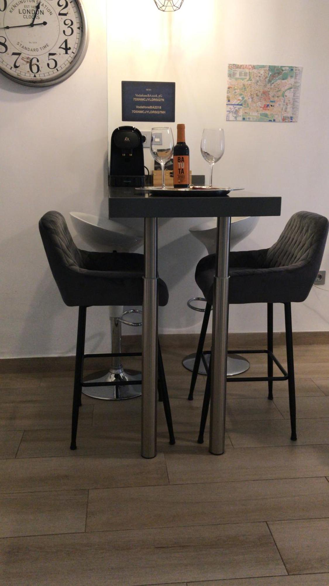 Fantastico Apartamento Suite En Centro De Гранада Екстер'єр фото